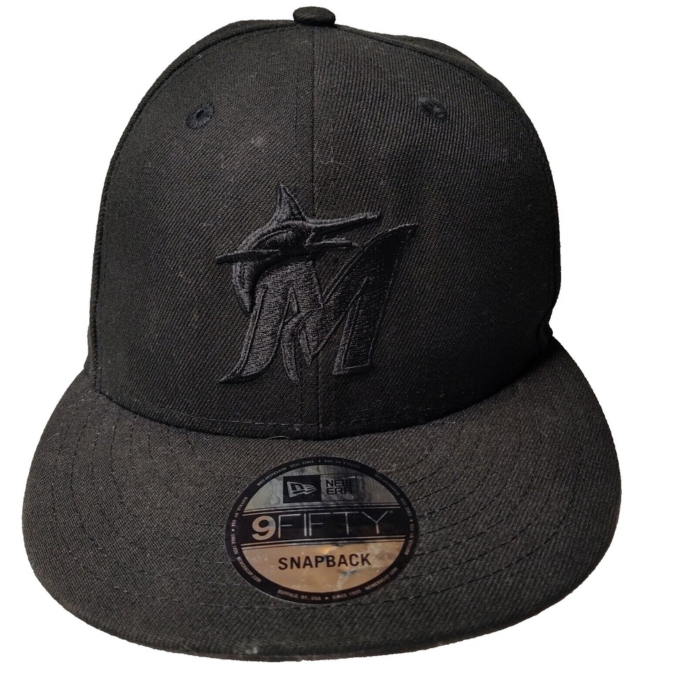 FLORIDA MARLINS NEW ERA 9FIFTY One Size All-Black Snap Back Baseball Cap